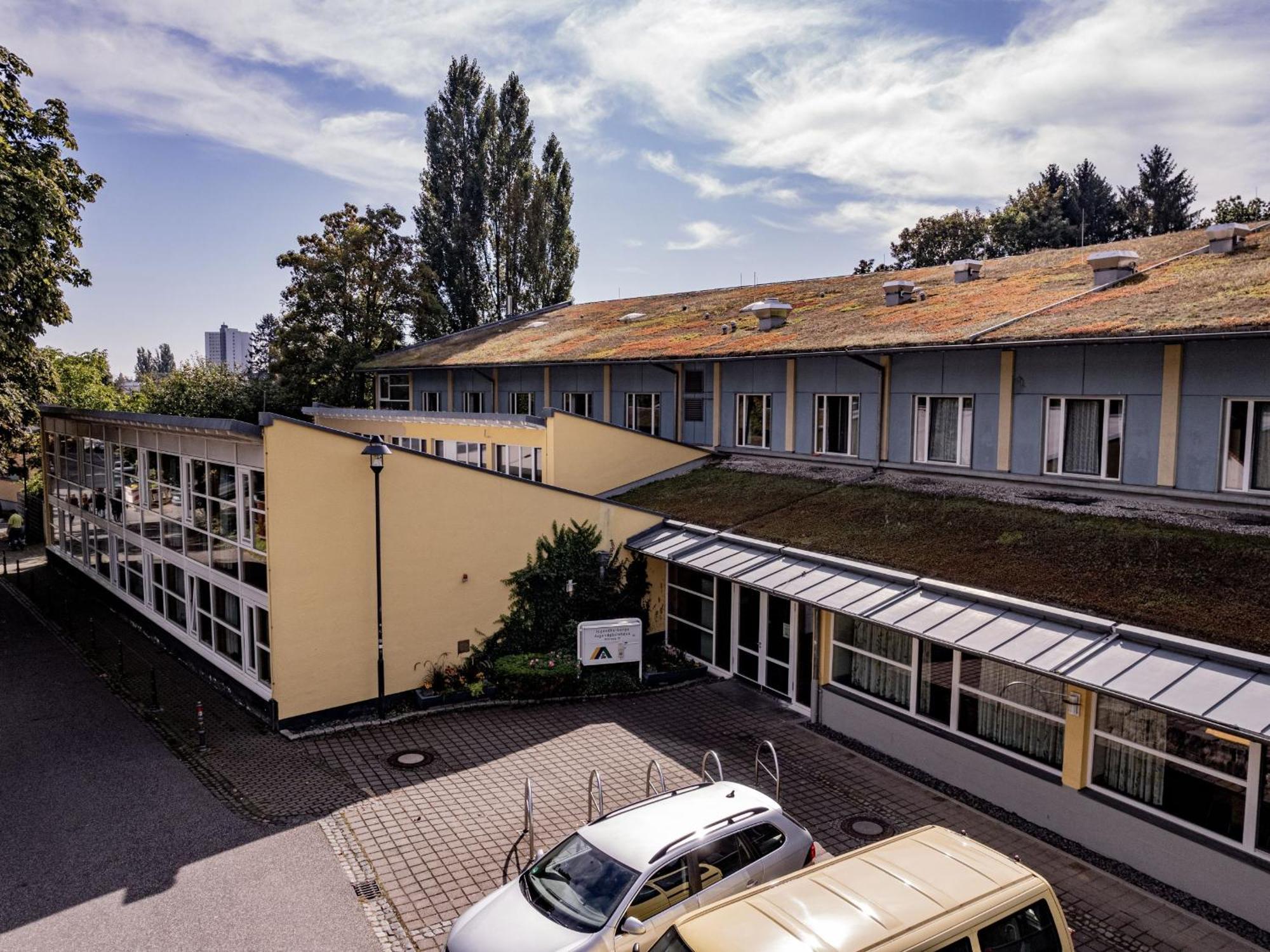 Jugendherberge Bad Homburg باد هومبرغ فور دير هوه المظهر الخارجي الصورة